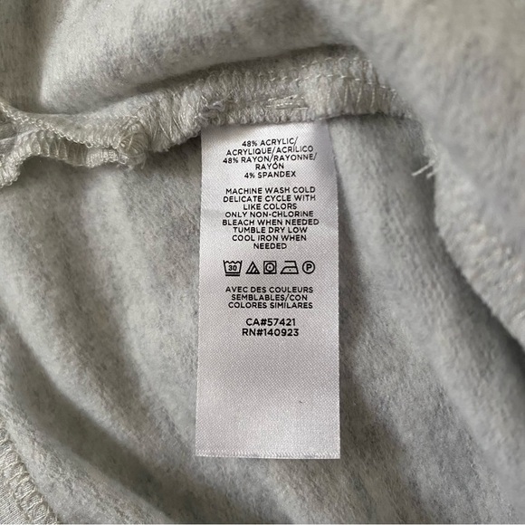 Lou & Grey Light Grey Medium Crewneck Sweater - Picture 6 of 6